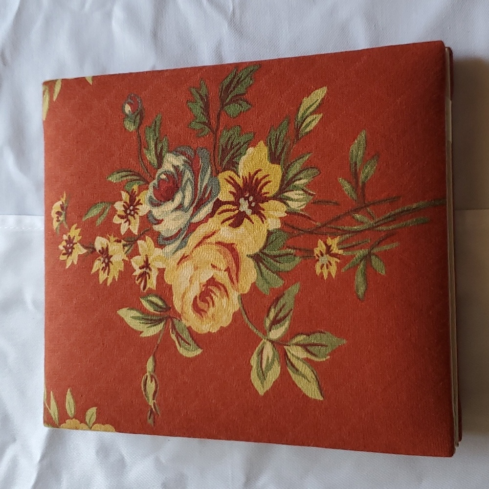 Maude Asbury Softcover Fabric Photo Album, Burnt Orange Roses Floral, New in Box